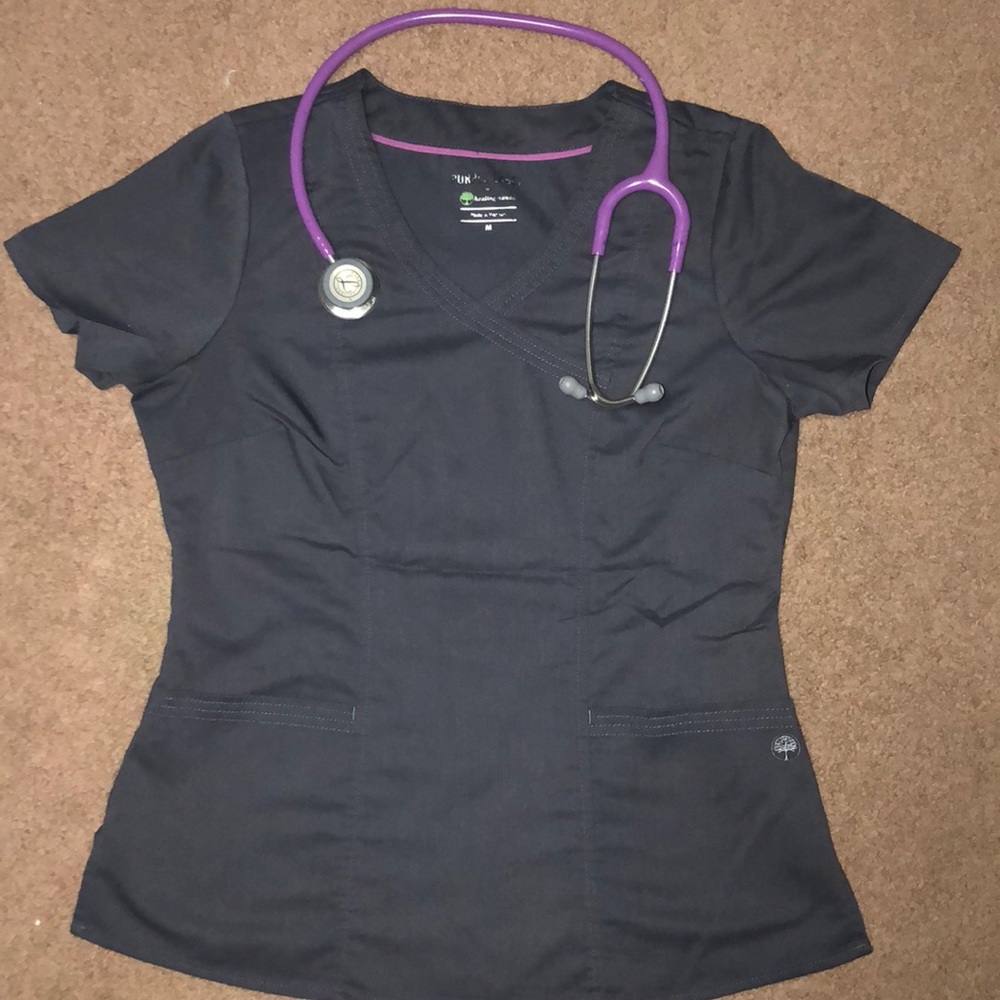 Scrub set